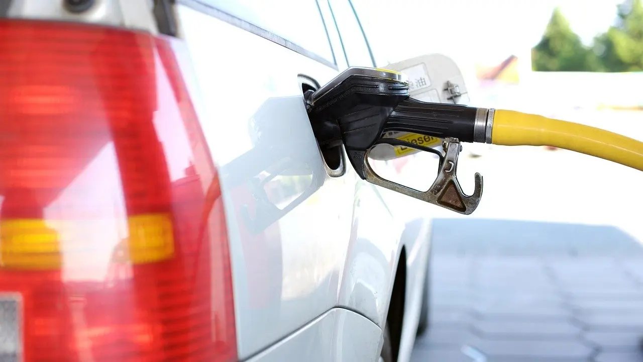 Fleet Fuel Management: Cut Costs, Boost Efficiency, And Reduce Emissions In 2026